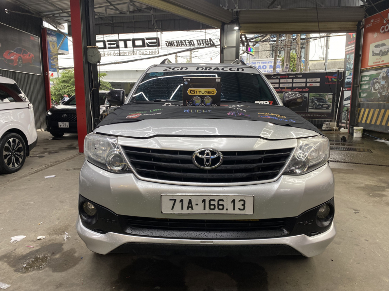 Độ đèn nâng cấp ánh sáng Độ đèn nâng cấp ánh sáng cho xe Fortuner 2011 biển số 71A 166.13